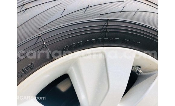 Buy Import Toyota Hilux White Car in Import - Dubai in Arusha Buy Import Toyota Hilux White Car in Import - Dubai in Arusha