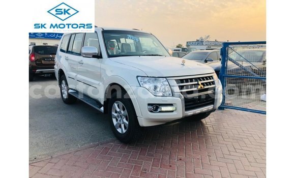 Buy Import Mitsubishi Pajero White Car in Import - Dubai in Arusha