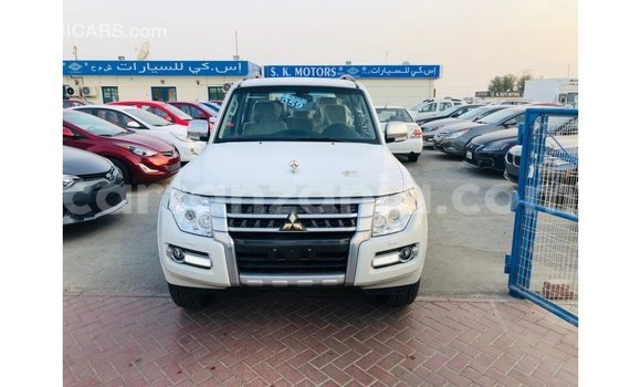 Buy Import Mitsubishi Pajero White Car in Import - Dubai in Arusha Buy Import Mitsubishi Pajero White Car in Import - Dubai in Arusha