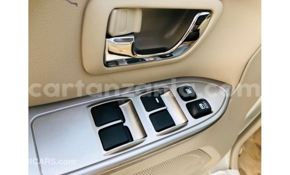 Buy Import Mitsubishi Pajero White Car in Import - Dubai in Arusha Buy Import Mitsubishi Pajero White Car in Import - Dubai in Arusha