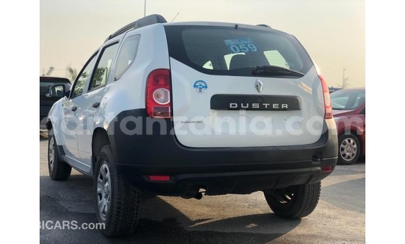 Buy Import Renault Duster White Car in Import - Dubai in Arusha Buy Import Renault Duster White Car in Import - Dubai in Arusha