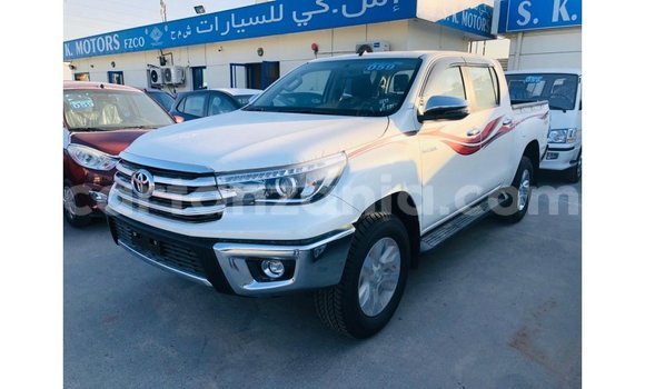 Buy Import Toyota Hilux White Car in Import - Dubai in Arusha