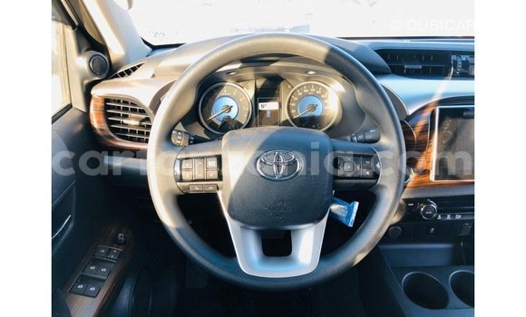 Buy Import Toyota Hilux White Car in Import - Dubai in Arusha Buy Import Toyota Hilux White Car in Import - Dubai in Arusha