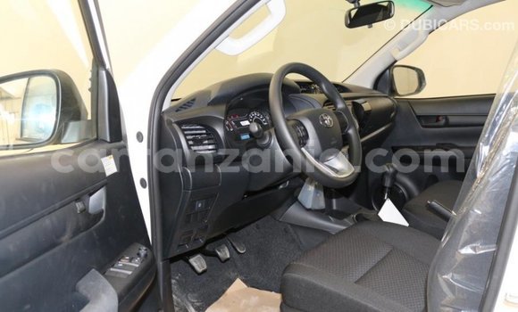 Buy Import Toyota Hilux White Car in Import - Dubai in Arusha Buy Import Toyota Hilux White Car in Import - Dubai in Arusha
