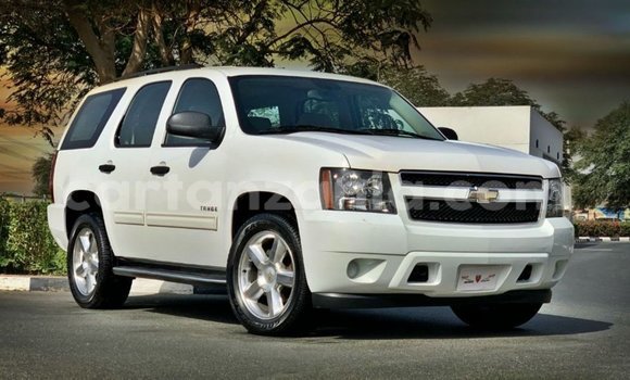 Buy Import Chevrolet Tahoe White Car in Import - Dubai in Arusha