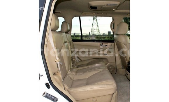 Buy Import Lexus LX White Car in Import - Dubai in Arusha Buy Import Lexus LX White Car in Import - Dubai in Arusha