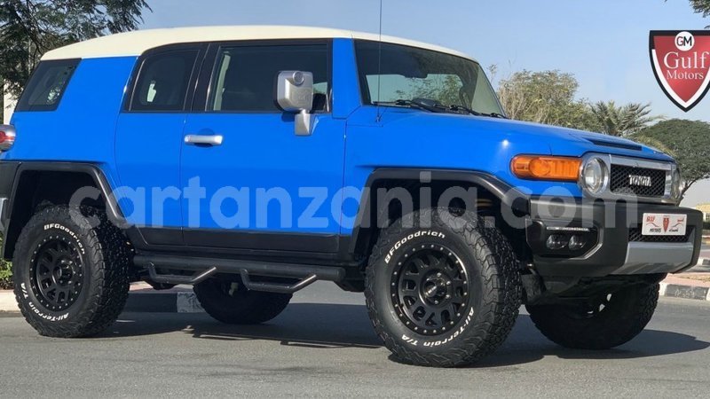 Big with watermark toyota fj cruiser arusha import dubai 10448