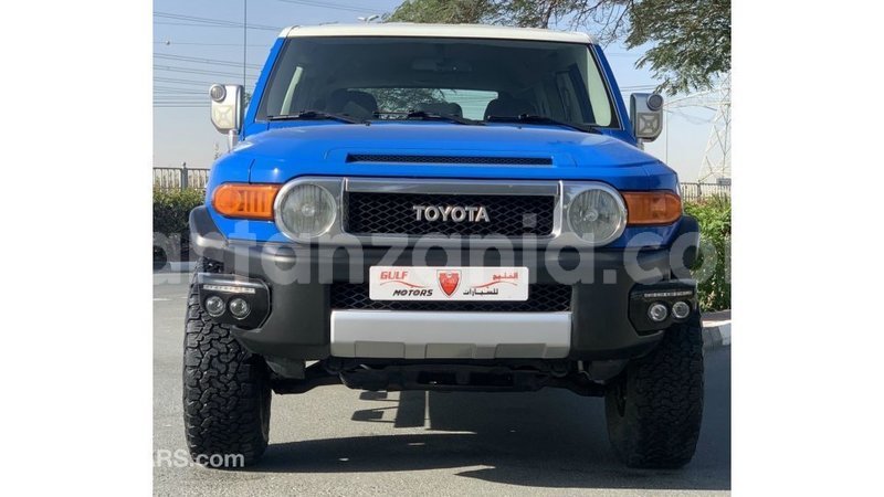 Big with watermark toyota fj cruiser arusha import dubai 10448