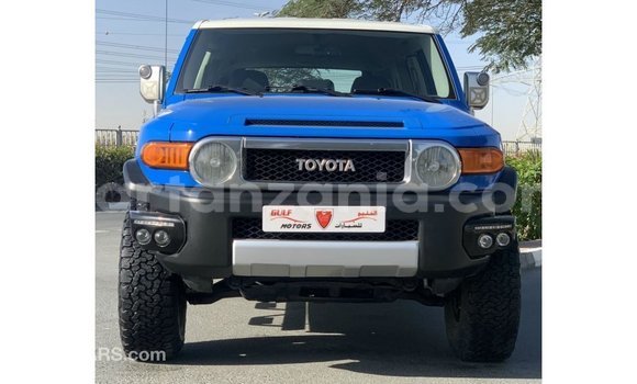 Nunua Imported Toyota FJ Cruiser Bluu Gari ndani ya Import - Dubai nchini Arusha Nunua Imported Toyota FJ Cruiser Bluu Gari ndani ya Import - Dubai nchini Arusha