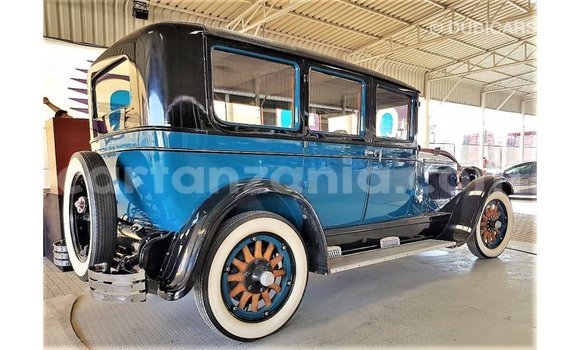 Nunua Imported Buick Electra Bluu Gari ndani ya Import - Dubai nchini Arusha Nunua Imported Buick Electra Bluu Gari ndani ya Import - Dubai nchini Arusha