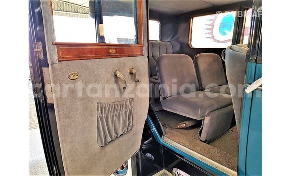 Nunua Imported Buick Electra Bluu Gari ndani ya Import - Dubai nchini Arusha Nunua Imported Buick Electra Bluu Gari ndani ya Import - Dubai nchini Arusha