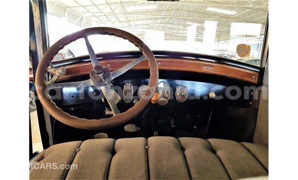 Nunua Imported Buick Electra Bluu Gari ndani ya Import - Dubai nchini Arusha Nunua Imported Buick Electra Bluu Gari ndani ya Import - Dubai nchini Arusha