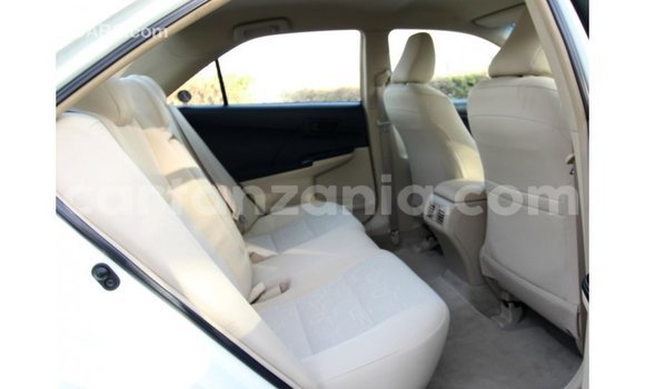 Buy Import Toyota Camry White Car in Import - Dubai in Arusha Buy Import Toyota Camry White Car in Import - Dubai in Arusha