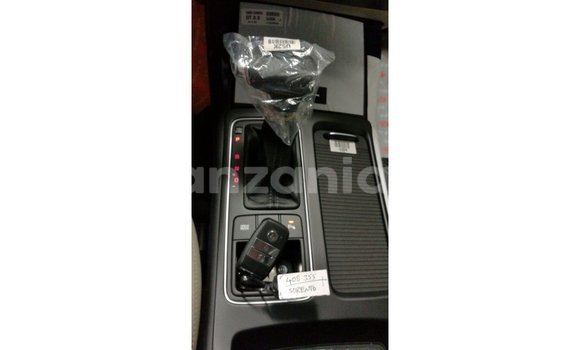 Buy Import Kia Sorento White Car in Import - Dubai in Arusha Buy Import Kia Sorento White Car in Import - Dubai in Arusha