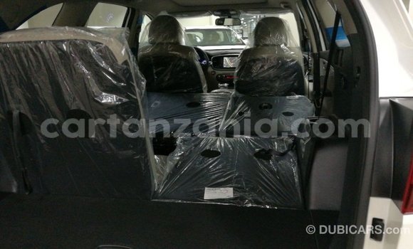 Buy Import Kia Sorento White Car in Import - Dubai in Arusha Buy Import Kia Sorento White Car in Import - Dubai in Arusha