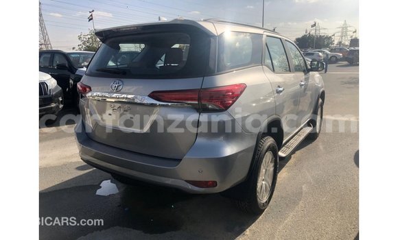 Buy Import Toyota Fortuner Other Car in Import - Dubai in Arusha Buy Import Toyota Fortuner Other Car in Import - Dubai in Arusha