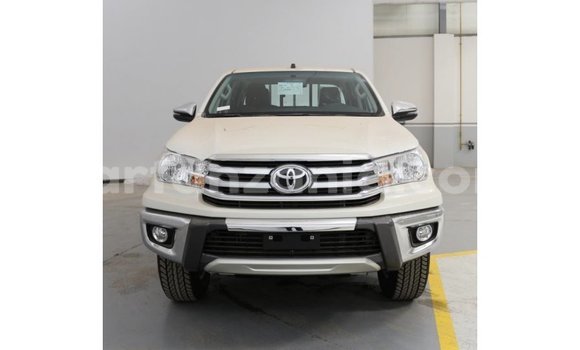 Buy Import Toyota Hilux White Car in Import - Dubai in Arusha