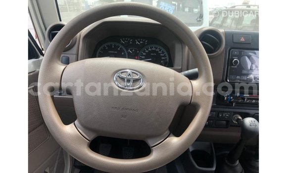 Buy Import Toyota Land Cruiser Other Car in Import - Dubai in Arusha Buy Import Toyota Land Cruiser Other Car in Import - Dubai in Arusha