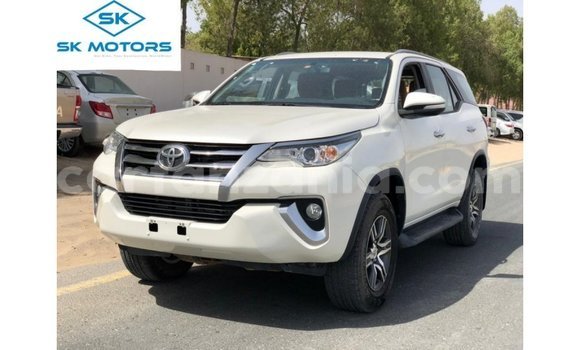 Buy Import Toyota Fortuner White Car in Import - Dubai in Arusha Buy Import Toyota Fortuner White Car in Import - Dubai in Arusha