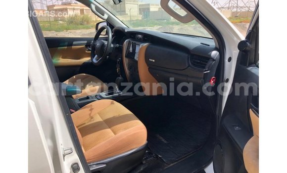 Buy Import Toyota Fortuner White Car in Import - Dubai in Arusha Buy Import Toyota Fortuner White Car in Import - Dubai in Arusha
