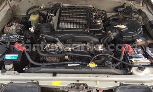 Nunua Ilio tumika Toyota Land Cruiser Prado Fedha Gari ndani ya Dar es Salaam nchini Dar es Salaam Nunua Ilio tumika Toyota Land Cruiser Prado Fedha Gari ndani ya Dar es Salaam nchini Dar es Salaam