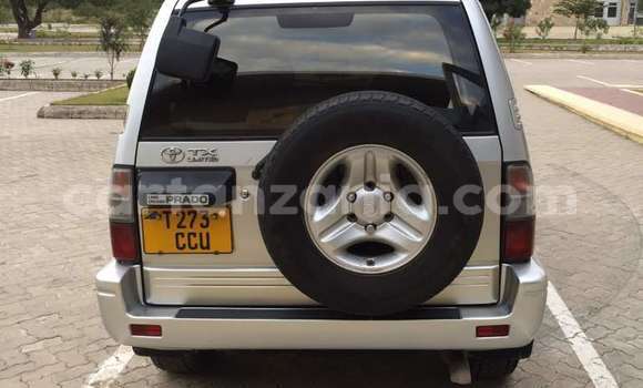 Nunua Ilio tumika Toyota Land Cruiser Prado Fedha Gari ndani ya Dar es Salaam nchini Dar es Salaam Nunua Ilio tumika Toyota Land Cruiser Prado Fedha Gari ndani ya Dar es Salaam nchini Dar es Salaam
