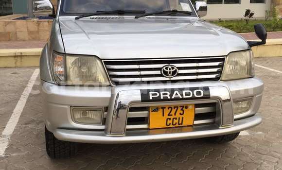 Nunua Ilio tumika Toyota Land Cruiser Prado Fedha Gari ndani ya Dar es Salaam nchini Dar es Salaam Nunua Ilio tumika Toyota Land Cruiser Prado Fedha Gari ndani ya Dar es Salaam nchini Dar es Salaam