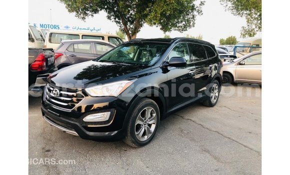 Buy Import Hyundai Santa Fe Black Car in Import - Dubai in Arusha Buy Import Hyundai Santa Fe Black Car in Import - Dubai in Arusha