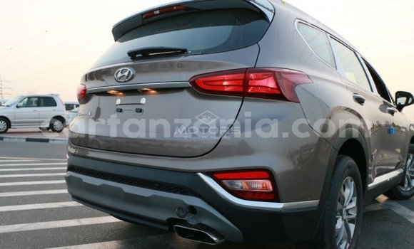 Buy Import Hyundai Santa Fe Brown Car in Import - Dubai in Arusha Buy Import Hyundai Santa Fe Brown Car in Import - Dubai in Arusha