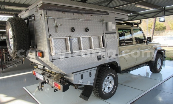 Nunua Ilio tumika Toyota Land Cruiser Nyingine Gari ndani ya Dar es Salaam nchini Dar es Salaam Nunua Ilio tumika Toyota Land Cruiser Nyingine Gari ndani ya Dar es Salaam nchini Dar es Salaam