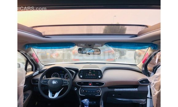 Buy Import Hyundai Santa Fe White Car in Import - Dubai in Arusha Buy Import Hyundai Santa Fe White Car in Import - Dubai in Arusha