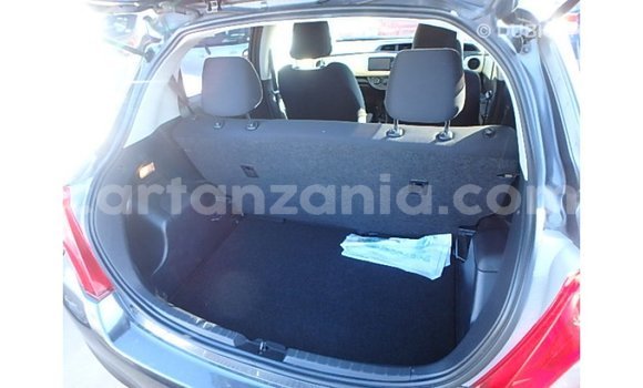 Nunua Imported Toyota Vitz Nyingine Gari ndani ya Import - Dubai nchini Arusha Nunua Imported Toyota Vitz Nyingine Gari ndani ya Import - Dubai nchini Arusha