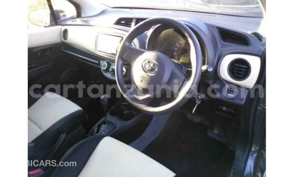 Nunua Imported Toyota Vitz Nyingine Gari ndani ya Import - Dubai nchini Arusha Nunua Imported Toyota Vitz Nyingine Gari ndani ya Import - Dubai nchini Arusha