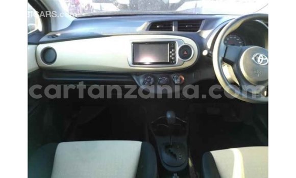Nunua Imported Toyota Vitz Nyingine Gari ndani ya Import - Dubai nchini Arusha Nunua Imported Toyota Vitz Nyingine Gari ndani ya Import - Dubai nchini Arusha
