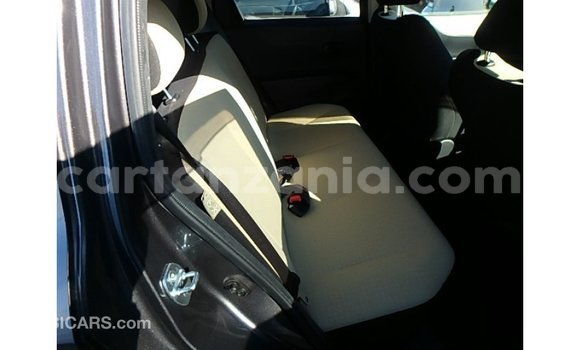 Nunua Imported Toyota Vitz Nyingine Gari ndani ya Import - Dubai nchini Arusha Nunua Imported Toyota Vitz Nyingine Gari ndani ya Import - Dubai nchini Arusha