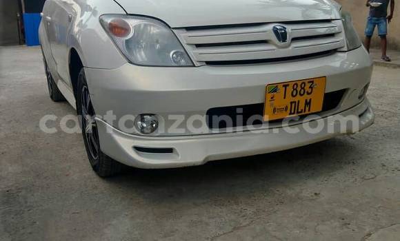 Nunua Ilio tumika Toyota IST Nyeupe Gari ndani ya Dar es Salaam nchini Dar es Salaam Nunua Ilio tumika Toyota IST Nyeupe Gari ndani ya Dar es Salaam nchini Dar es Salaam