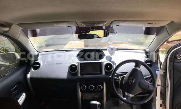 Nunua Ilio tumika Toyota IST Nyeupe Gari ndani ya Dar es Salaam nchini Dar es Salaam Nunua Ilio tumika Toyota IST Nyeupe Gari ndani ya Dar es Salaam nchini Dar es Salaam