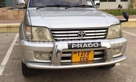 Nunua Ilio tumika Toyota Land Cruiser Prado Fedha Gari ndani ya Dar es Salaam nchini Dar es Salaam Nunua Ilio tumika Toyota Land Cruiser Prado Fedha Gari ndani ya Dar es Salaam nchini Dar es Salaam