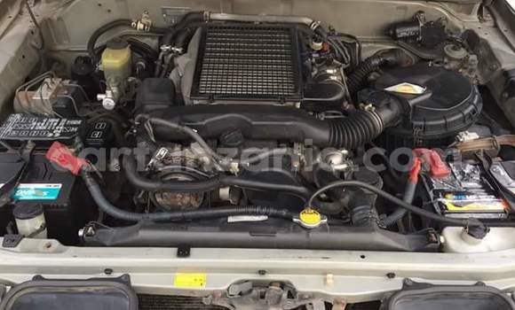 Nunua Ilio tumika Toyota Land Cruiser Prado Fedha Gari ndani ya Dar es Salaam nchini Dar es Salaam Nunua Ilio tumika Toyota Land Cruiser Prado Fedha Gari ndani ya Dar es Salaam nchini Dar es Salaam
