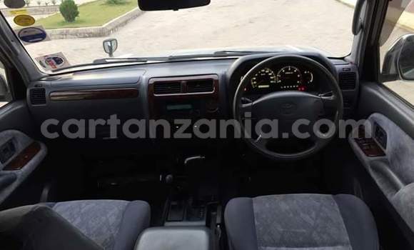 Nunua Ilio tumika Toyota Land Cruiser Prado Fedha Gari ndani ya Dar es Salaam nchini Dar es Salaam Nunua Ilio tumika Toyota Land Cruiser Prado Fedha Gari ndani ya Dar es Salaam nchini Dar es Salaam
