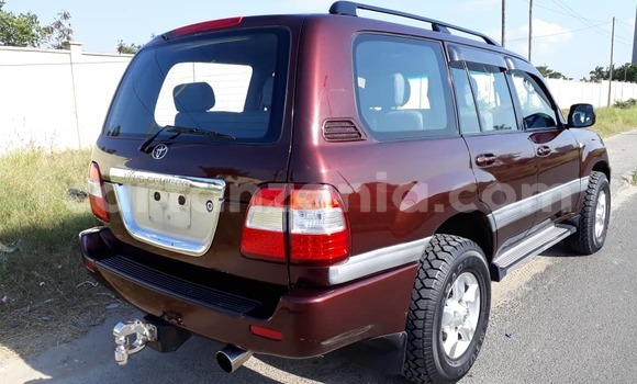 Nunua Ilio tumika Toyota Land Cruiser Nyekundu Gari ndani ya Dar es Salaam nchini Dar es Salaam Nunua Ilio tumika Toyota Land Cruiser Nyekundu Gari ndani ya Dar es Salaam nchini Dar es Salaam