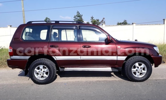 Nunua Ilio tumika Toyota Land Cruiser Nyekundu Gari ndani ya Dar es Salaam nchini Dar es Salaam Nunua Ilio tumika Toyota Land Cruiser Nyekundu Gari ndani ya Dar es Salaam nchini Dar es Salaam