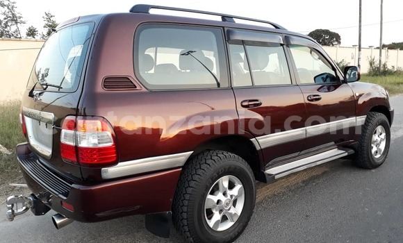 Nunua Ilio tumika Toyota Land Cruiser Nyekundu Gari ndani ya Dar es Salaam nchini Dar es Salaam Nunua Ilio tumika Toyota Land Cruiser Nyekundu Gari ndani ya Dar es Salaam nchini Dar es Salaam