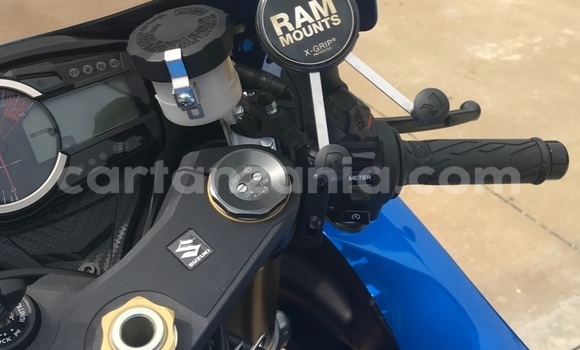 Nunua Ilio tumika Suzuki GSXR Bluu Bike ndani ya Dar es Salaam nchini Dar es Salaam Nunua Ilio tumika Suzuki GSXR Bluu Bike ndani ya Dar es Salaam nchini Dar es Salaam