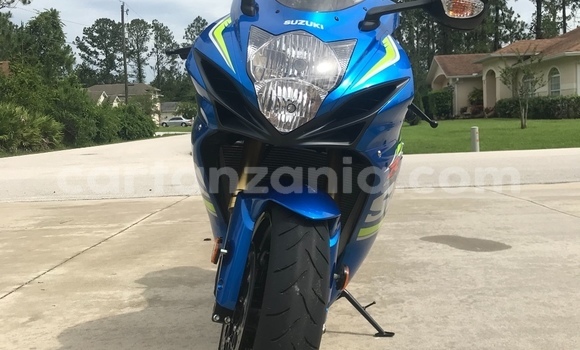 Nunua Ilio tumika Suzuki GSXR Bluu Bike ndani ya Dar es Salaam nchini Dar es Salaam Nunua Ilio tumika Suzuki GSXR Bluu Bike ndani ya Dar es Salaam nchini Dar es Salaam