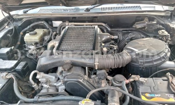 Nunua Ilio tumika Toyota Land Cruiser Prado Nyeusi Gari ndani ya Dar es Salaam nchini Dar es Salaam Nunua Ilio tumika Toyota Land Cruiser Prado Nyeusi Gari ndani ya Dar es Salaam nchini Dar es Salaam