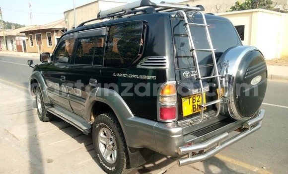 Nunua Ilio tumika Toyota Land Cruiser Prado Nyeusi Gari ndani ya Dar es Salaam nchini Dar es Salaam Nunua Ilio tumika Toyota Land Cruiser Prado Nyeusi Gari ndani ya Dar es Salaam nchini Dar es Salaam
