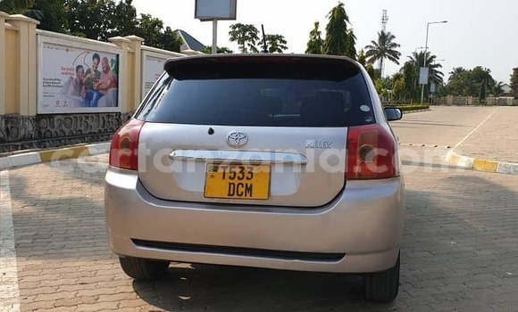 Buy Used Toyota Runx Silver Car in Dar es Salaam in Dar es Salaam Buy Used Toyota Runx Silver Car in Dar es Salaam in Dar es Salaam