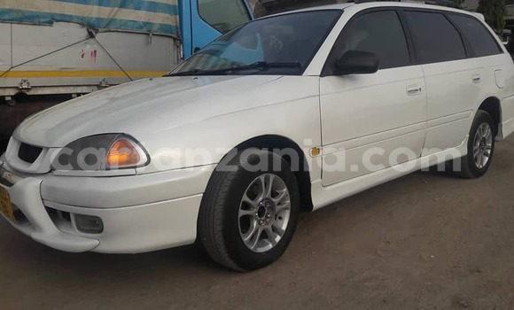 Nunua Ilio tumika Toyota Caldina Nyeupe Gari ndani ya Dar es Salaam nchini Dar es Salaam Nunua Ilio tumika Toyota Caldina Nyeupe Gari ndani ya Dar es Salaam nchini Dar es Salaam
