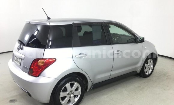 Buy Import Toyota IST Silver Car in Import - Dubai in Arusha Buy Import Toyota IST Silver Car in Import - Dubai in Arusha